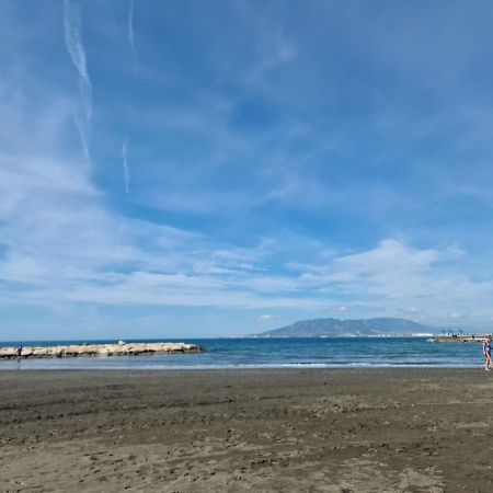 Апартаменты Apartamento Cerca De La Playa Малага Экстерьер фото
