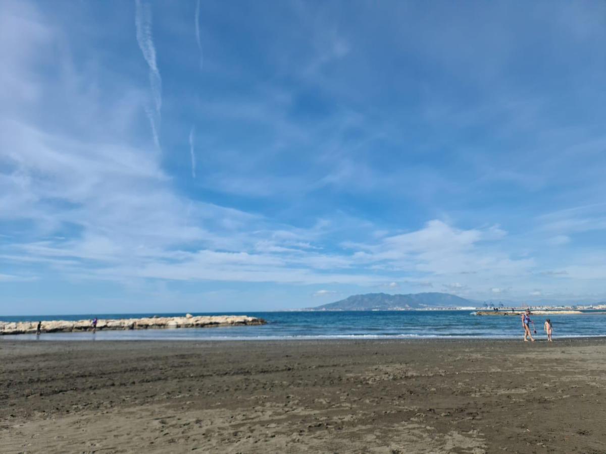Апартаменты Apartamento Cerca De La Playa Малага Экстерьер фото